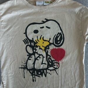 Cream/ Tan Peanuts Graffiti T Shirt. Peanuts from Zara. Y 8-9